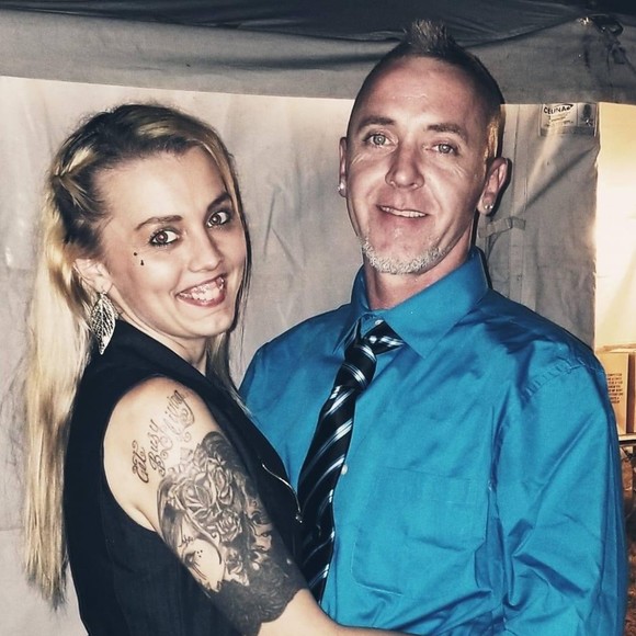 Meet your Posher, Ashley - Picture 2 of 5